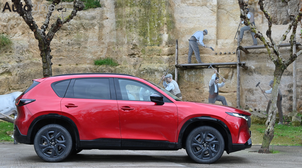 Mazda CX-5 (Zijkant)