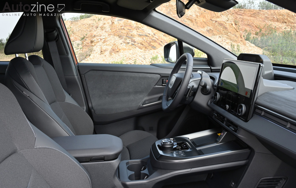 Toyota C-HR+ (Interieur doorkijk)