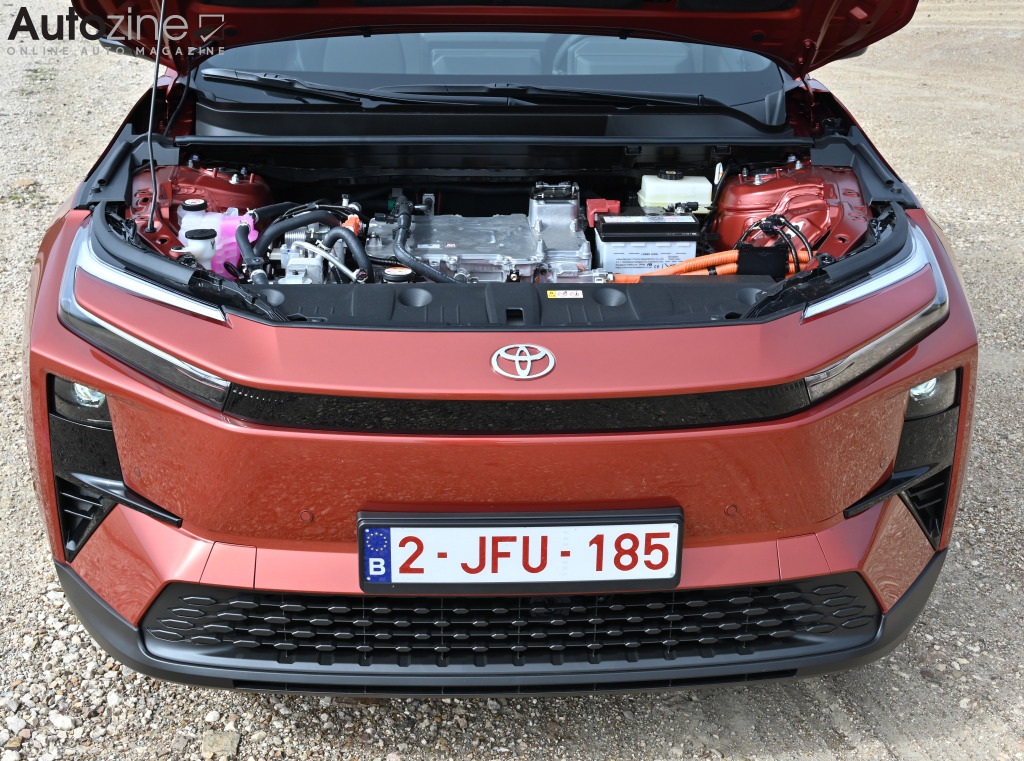 Toyota C-HR+ (Motor)