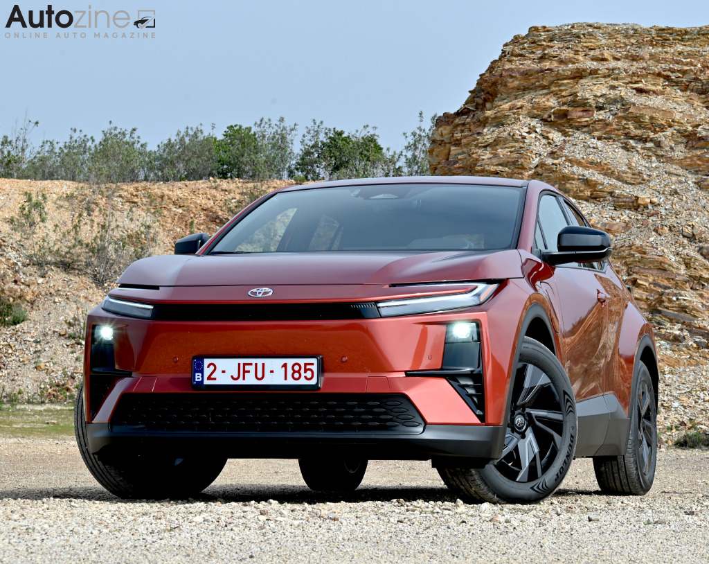 Toyota C-HR+ (Driekwart voor)