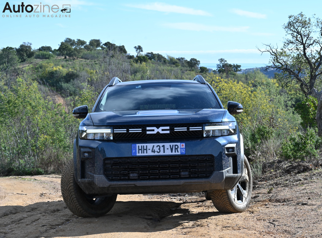 Dacia Bigster (Recht voor)