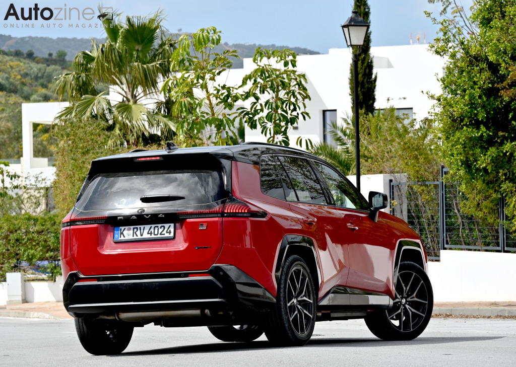 Toyota RAV4 (Driekwart achter)