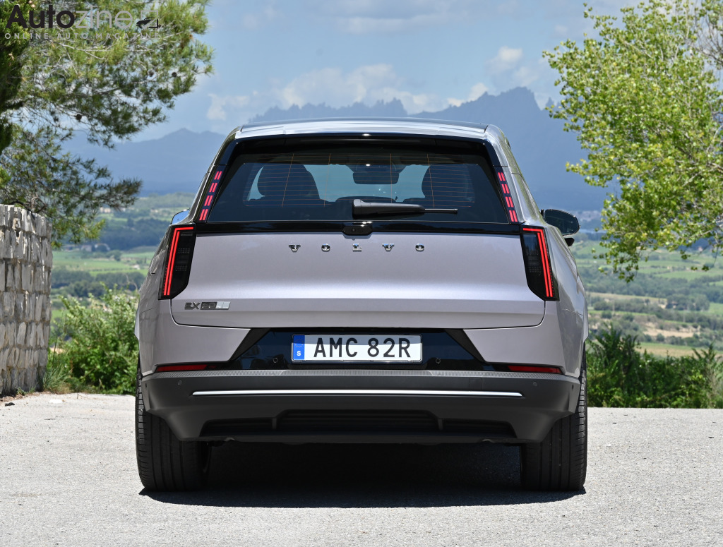 Volvo EX60 (Recht achter)