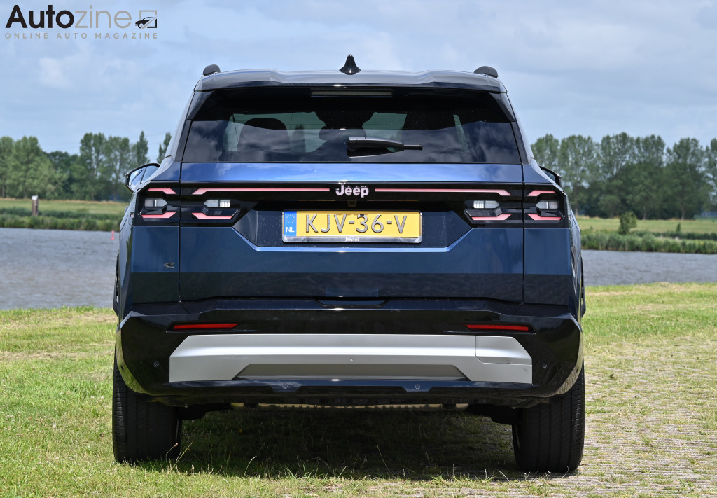 Jeep Compass (Recht achter)