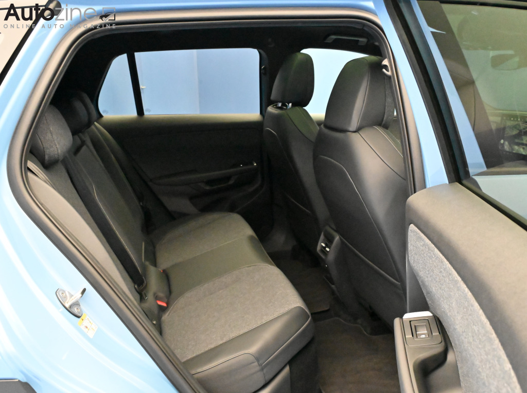 Volkswagen ID.Cross (Achterin)