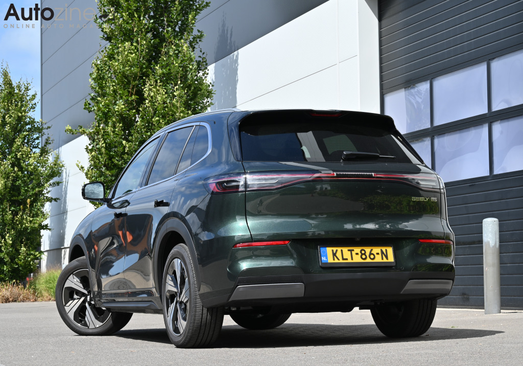 Geely E5 (Driekwart achter)