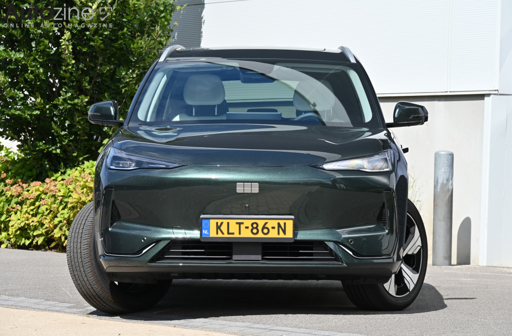 Geely E5 (Recht voor)