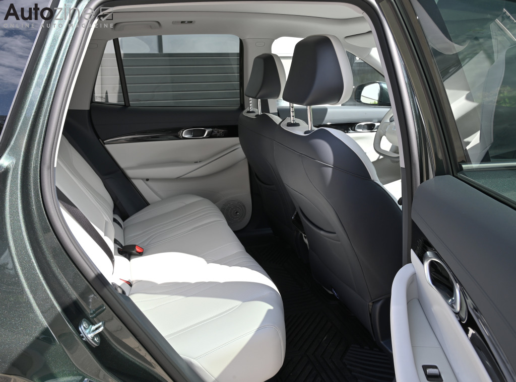 Geely E5 (Achterin)