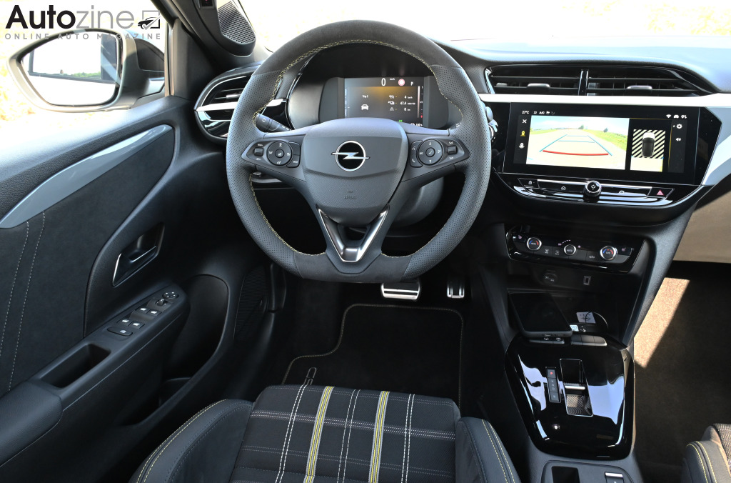 Opel Corsa GSE (Dashboard)