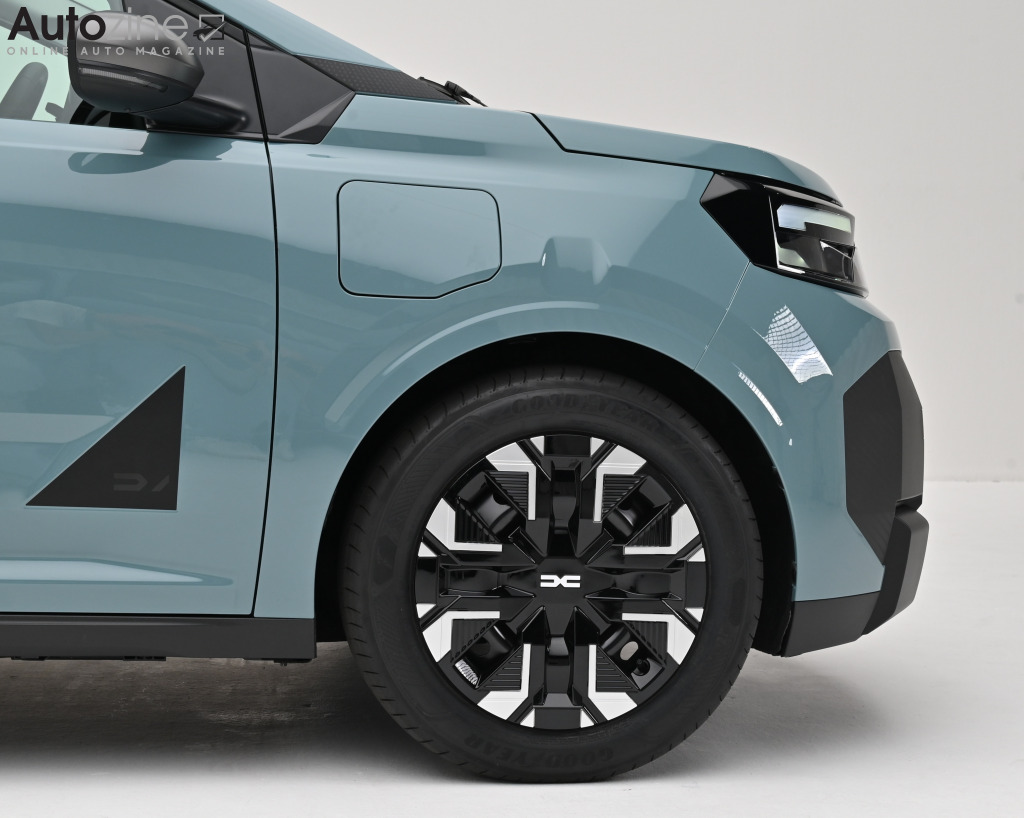 Dacia Spring (Wiel)