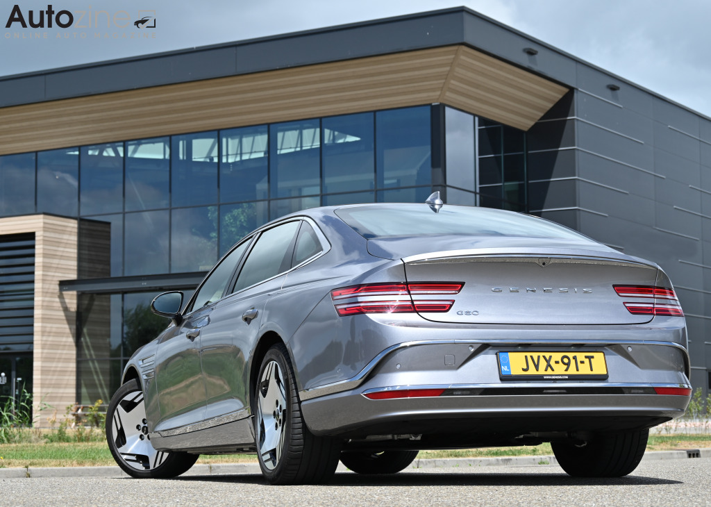 Genesis G80 (Driekwart achter)