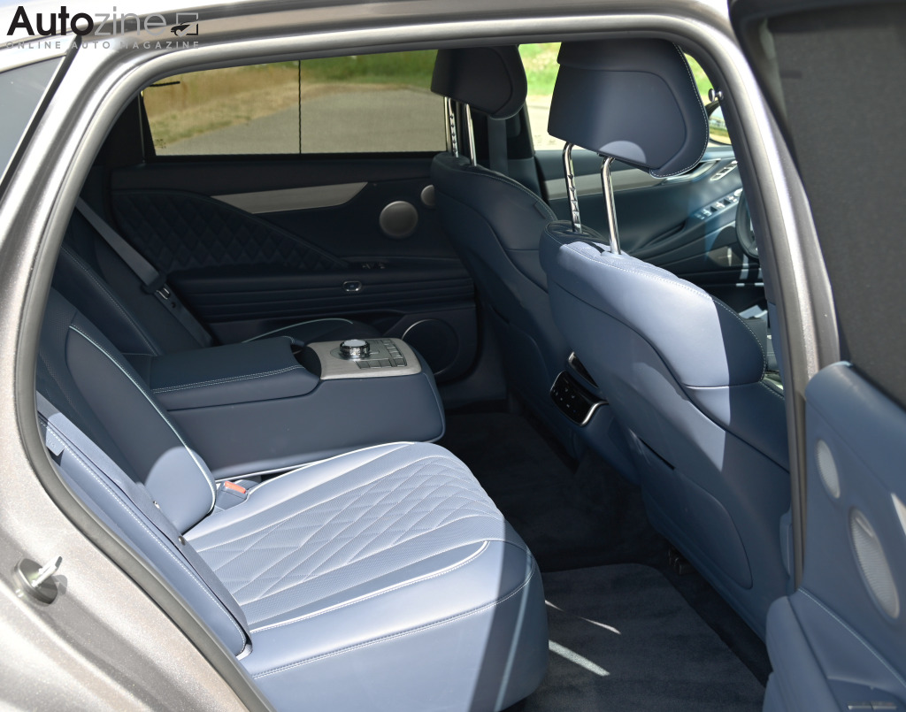 Genesis G80 (Achterin)