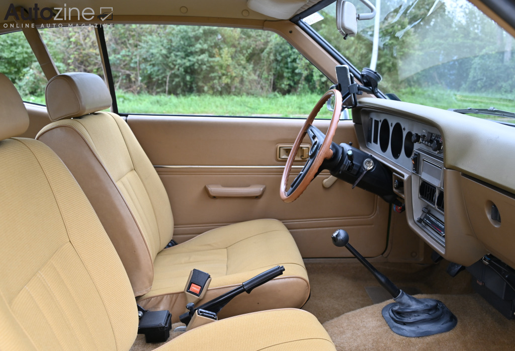 Toyota Corolla (1974 - 1981) (Interieur)
