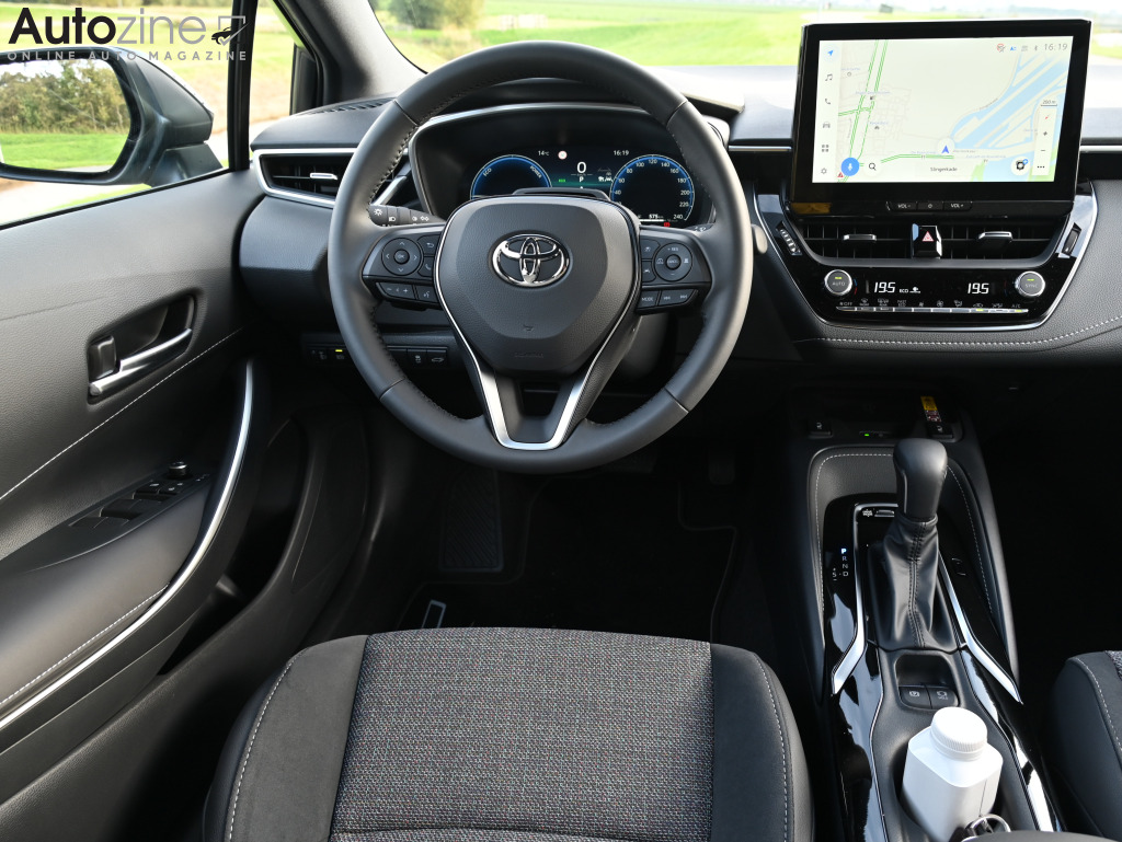 Toyota Corolla Touring Sports (Dashboard)
