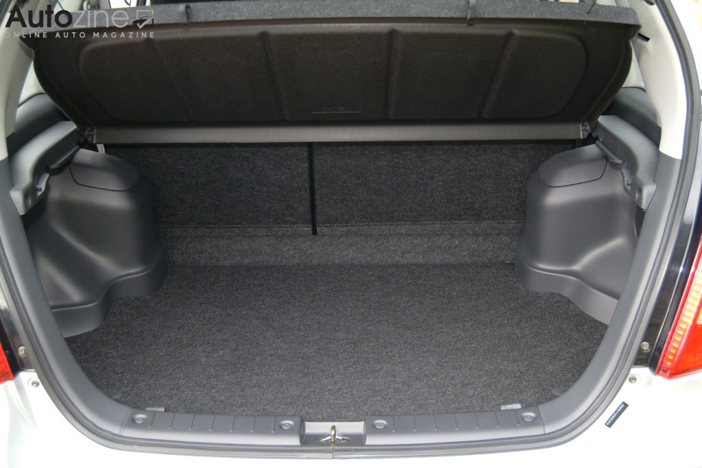Suzuki Liana (Bagageruimte)