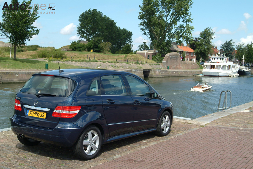 Mercedes-Benz B-Klasse (2005 - 2011) (Schuin achter)