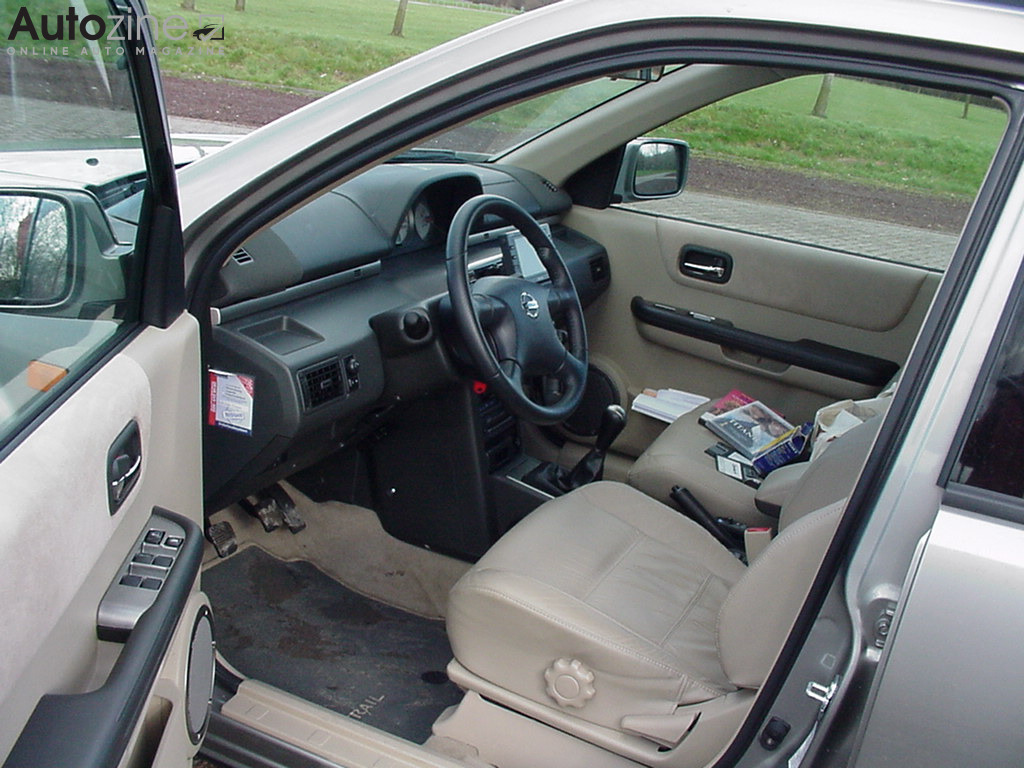 Nissan X-Trail (2001 - 2007) (Interieur doorkijk)