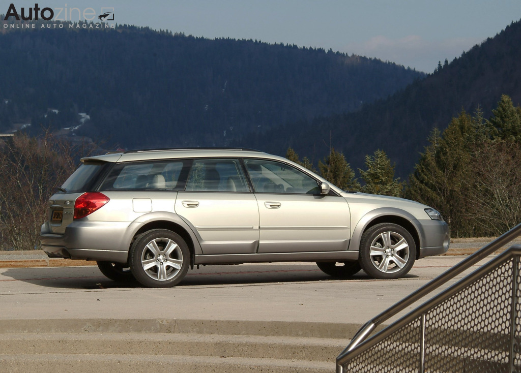 Subaru Outback (2003 - 2009) (Schuin achter)