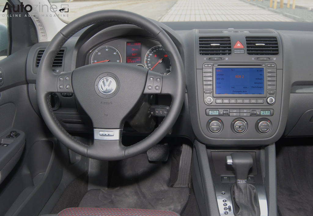 Volkswagen Golf V (Interieur)