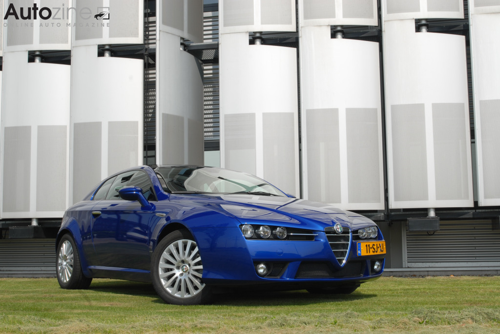 Alfa Romeo Brera (Driekwart voor)