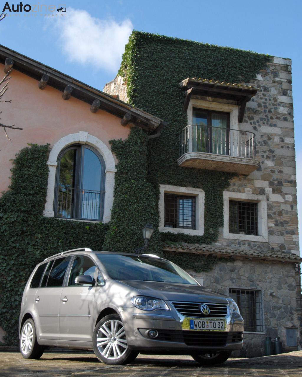 Volkswagen Touran (2003 - 2010) (Driekwart voor hoog)