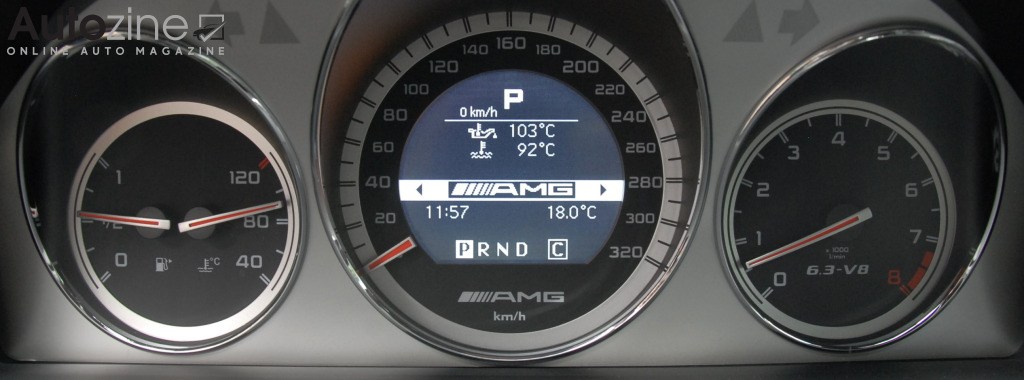 Mercedes-Benz C63 AMG (Klokken)