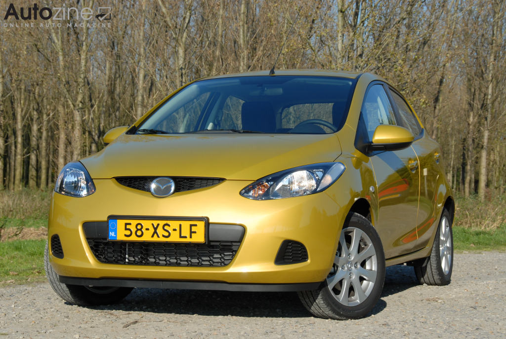 Mazda 2 (2007 - 2014) (Driekwart voor)